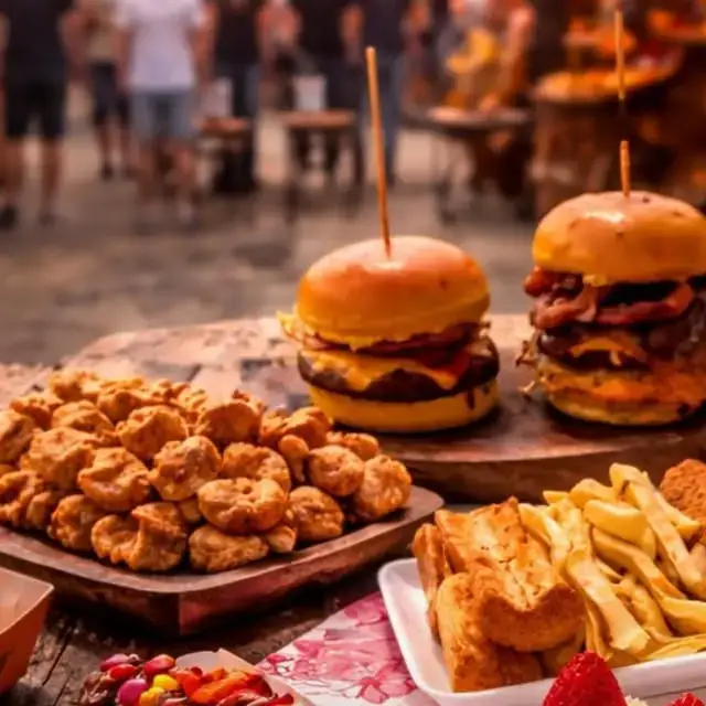 Festival de Burger e Churros (Sábado)