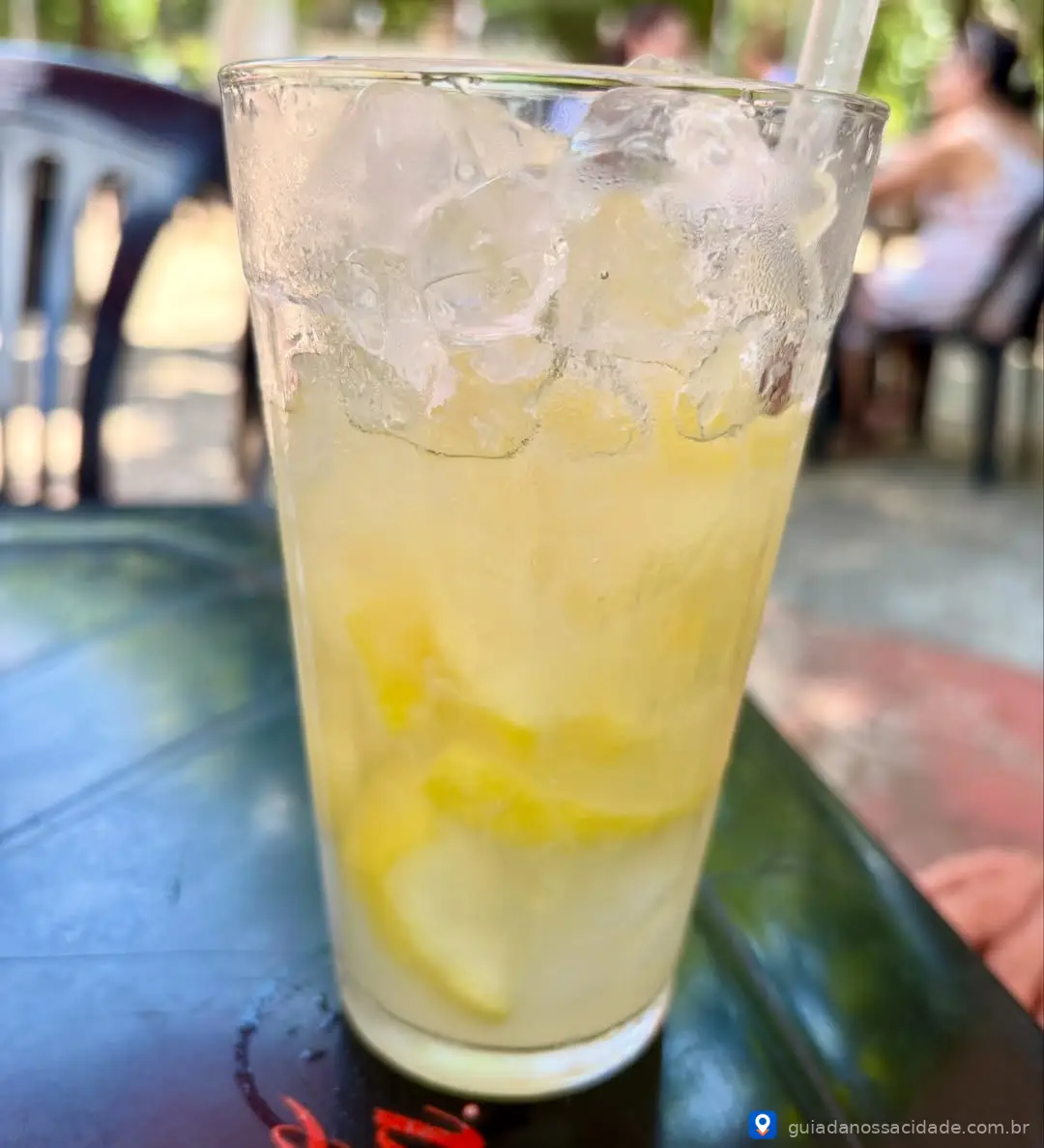 Foto de um Drink Caipirinha em algum bar de São João da Boa Vista